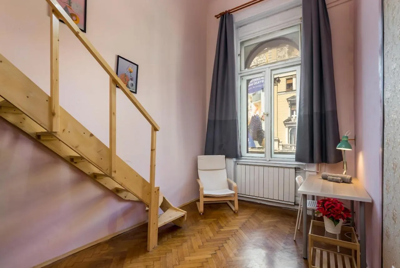 Budapest Three Cats Hostel Hungary
